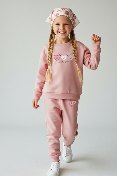 TRENDYOLKIDS Szárított rózsa szív mintás lány pizsama szett - kötött alsó szett Tkdaw25au00077
