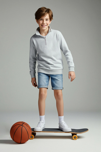 TRENDYOLKIDS Сиво меланж памучно гладко/основно пуловерче с права яка за момчета TKDAW26SW00008