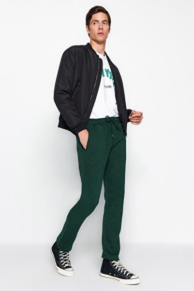 Trendyol Collection Πράσινο κανονικό/κανονικό κομμένο βαμβακερό παντελόνι αθλητικής φόρμας με ανοιχτό πόδι TMNAW24EA00011