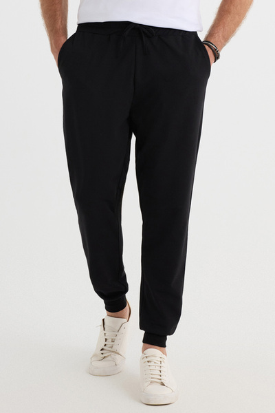Tudors Men's Regular Fit Classic Cut Elastic Waist Lace-Up Elastic Cuff Black Sweatpants