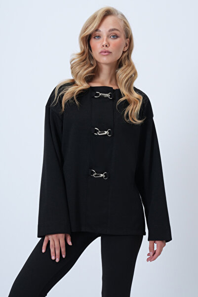 Trend Alaçatı Stili بلوزة نسائية سوداء بياقة دائرية وأكمام منخفضة وتفاصيل مشب...