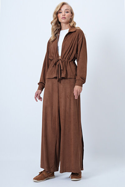 Trend Alaçatı Stili Women's Tan Faux Suede Waist-Tied Jacket and Double Pocket Trouser Set ALC-X14583