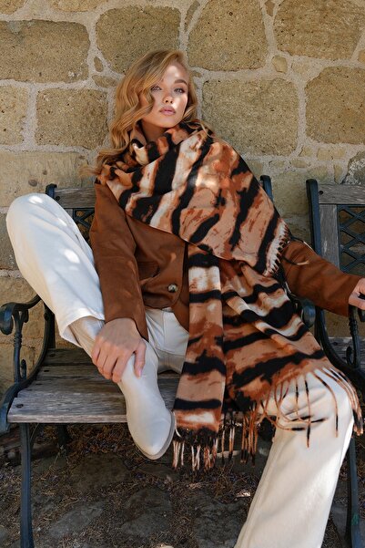 Trend Alaçatı Stili Women's Black Cinnamon Color Gradient Long Winter Shawl Alc-X14576
