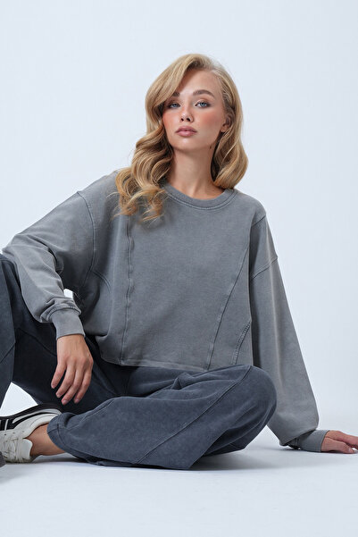 Trend Alaçatı Stili Women's Gray Crew Neck Ribbed Stitching Washable Lycra Modal Sweatshirt Alc-X14525