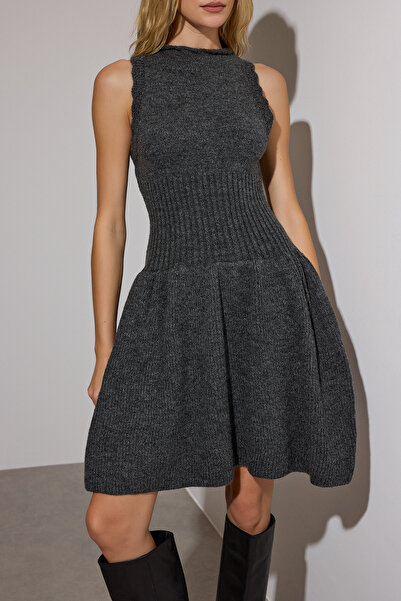 Trendyol Collection Limited Edition Anthracite Plain Short / Mini Knitwear Dress Twoaw26El00103