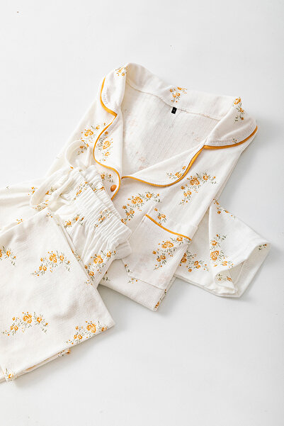 Trendyol Curve Multi-Colored Floral Patterned Piping Shirt Collar Textured Knitted Pajamas Set Tbbaw26Ai00039