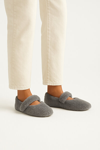 Beyond Жіночі туфлі Mary Jane з товстою підошвою та хутром BYNDMJ002