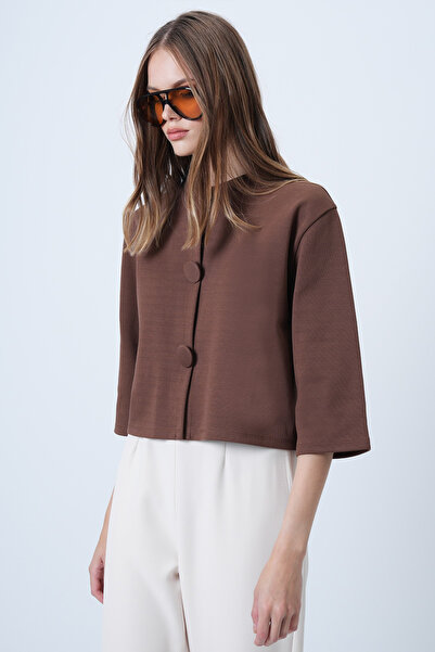 Trend Alaçatı Stili Γυναικείο μπουφάν με καφέ επικάλυψη με κουμπιά με λαιμόκοψη ειδικής σχεδίασης ALC-X14647