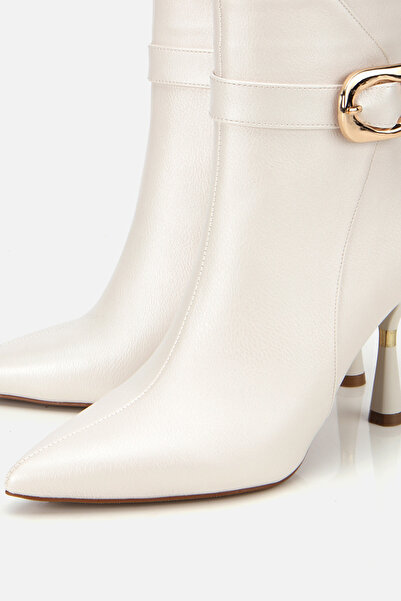 Yaya by Hotiç Kadın Kemik Fermuarlı Tokalı İnce Topuklu Bot