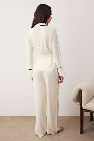 Trendyol Collection Set de pijamale de maternitate țesute din viscoză cu două piepte, cu centură bej, THMAW22PT1109