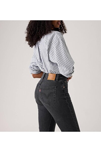 Levi's 501 ΚΑΜΠΑΝΙΑ ΜΕ ΤΟΝ ΣΟΥ ΧΡΟΝΟ