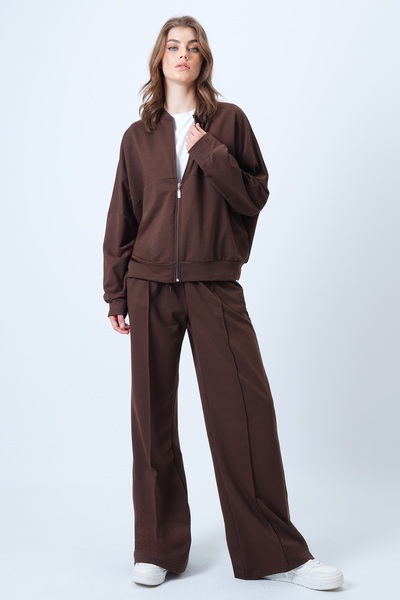 Trend Alaçatı Stili Women's Brown High Collar Stitching Detail Jacket and Casual Cut Trousers Set Alc-X14605