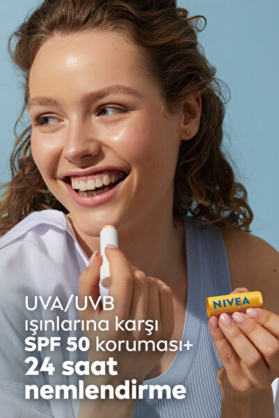 NIVEA Kadın Sprey Deodorant Black&white Invisible Clear 150ml Ve Yüksek Güneş Korumalı Dudak Bakım Kremi