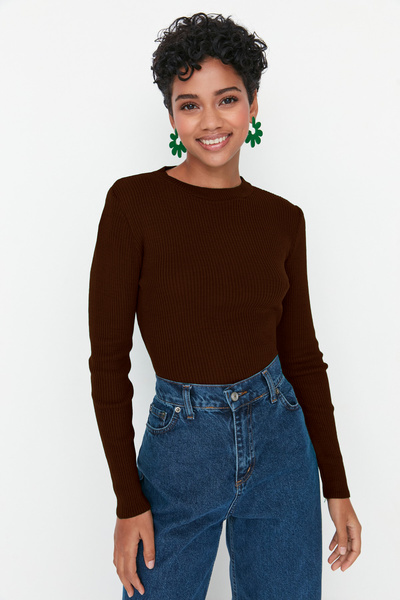Trendyol Collection Brauner Basic Strickpullover TWOAW22KZ1708