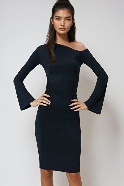 Trend Alaçatı Stili Kadın Siyah Asimetrik Yaka Beli Drapeli Sandy Elbise Alc-X14450