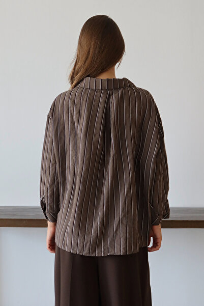 Trendyol Collection Barna csíkos oversize/széles szabású textúrájú ing TWOAW26GO00083