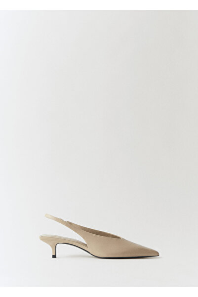 MANGO Hautfarbene klassische Damenschuhe 77016354