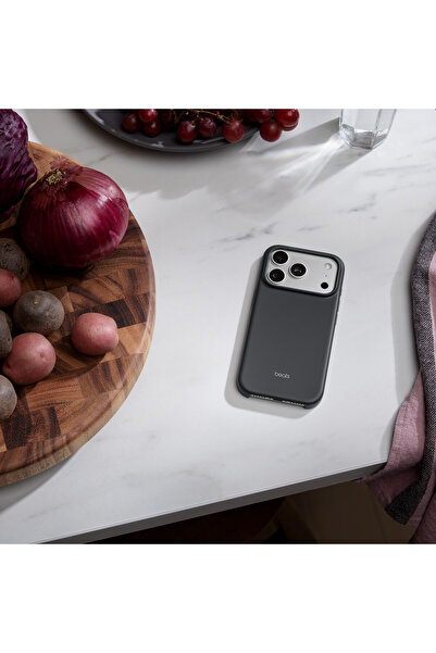 Apple Beats iPhone 17 Pro Case with Magsafe and Camera Inspection Button - Granite Gray