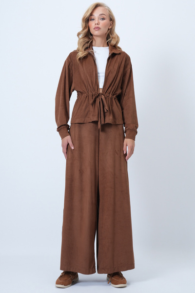 Trend Alaçatı Stili Women's Tan Faux Suede Waist-Tied Jacket and Double Pocket Trouser Set ALC-X14583