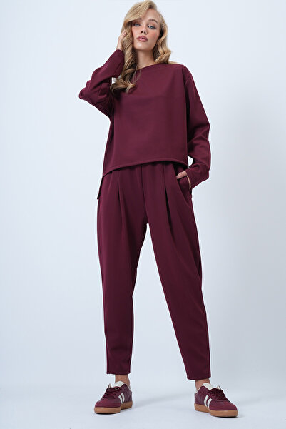 Trend Alaçatı Stili Women's Burgundy Crew Neck Wide Cut Blouse and Front Pleated Double Pocket Pants Set Alc-X14553
