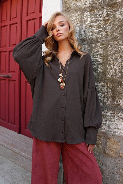 Trend Alaçatı Stili Women's Brown Oversize Wrinkled Shirt Alc-X14541