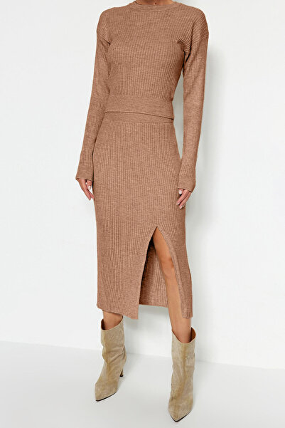 Trendyol Collection Camel Knitwear Crop szoknya szett - TWOAW23AU00240