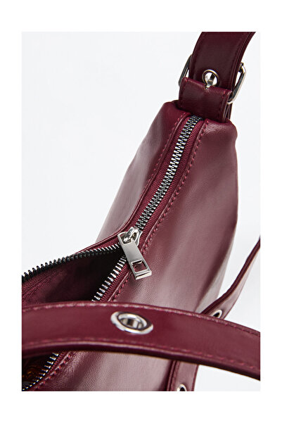 LEFTIES Női szegecses válltáska