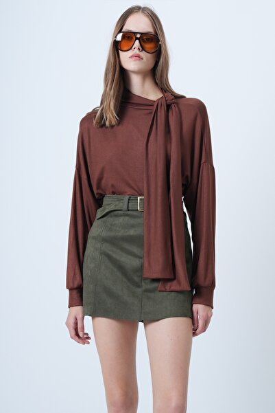 Trend Alaçatı Stili Women's Cinnamon Brown Shawl Detailed Regular Fit Modal Fabric Blouse Alc-X14653