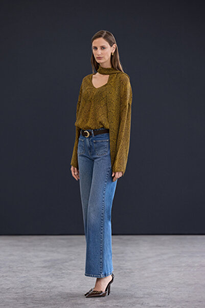 Trendyol Collection Trendyol Studio Blue Pocket Detail High Waist Flare Jeans Twoaw26Je00244