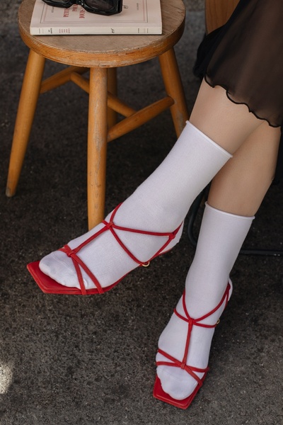 Forwena Безшевни дамски чорапи до глезена от модална еластичност в бял цвят