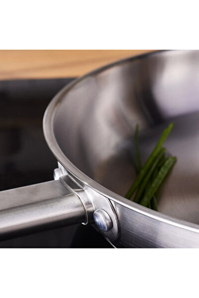 Karaca Elite rozsdamentes acél indukciós serpenyő, 30 cm, ezüst