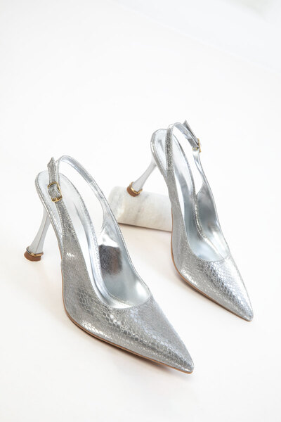 SOHO Silberne klassische Damenschuhe mit Absatz 20270