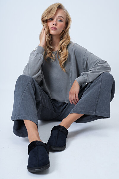 Trend Alaçatı Stili Papuci negri pentru femei, cu blană în interior, pufosi ALC-X14492