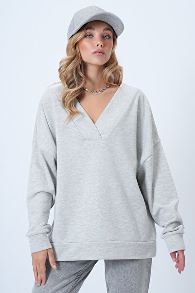 Trend Alaçatı Stili Women's Grimelange V-Neck Double-Breasted Cut Oversized Sweatshirt Alc-X14555