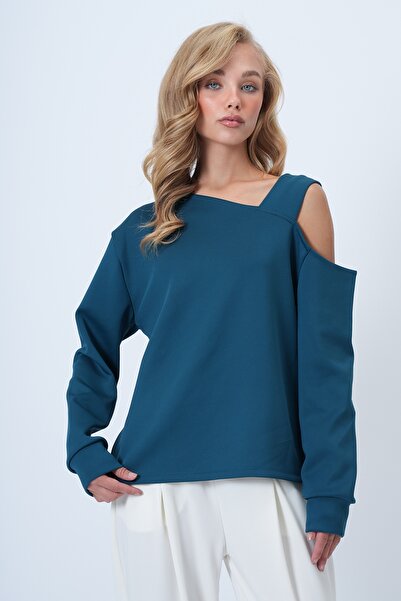 Trend Alaçatı Stili Γυναικεία πλεκτή μπλούζα μπλε βενζίνης με ασύμμετρη κοπή με λεπτομέρεια με ταινία στους ώμους ALC-X14574