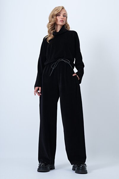 Trend Alaçatı Stili Schwarzes Damen-Set aus Samt mit Stehkragen, locker geschnittener Bluse und Hose mit Kordelzug ALC-X14546