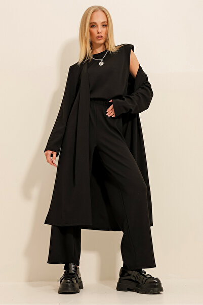 Trend Alaçatı Stili Schwarzer Damen-Anzug aus Bluse, Hose und Strickjacke mit gepolsterten Schultern und Rundhalsausschnitt, ALC-X4710