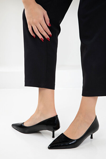 SOHO Black Women's Classic Heeled Shoes 21018