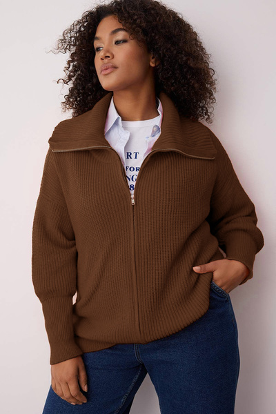 Trendyol Curve Brown Turn-Down Collar Zippered Knitwear Cardigan Tbbaw25Av00009