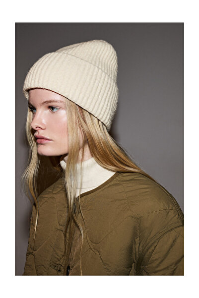 LEFTIES Dámská žebrovaná pletená čepice