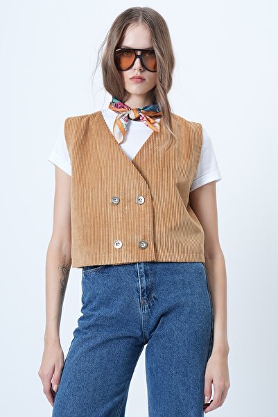 Trend Alaçatı Stili Women's Ecru Double Breasted Collar Metal Buttoned Velvet Vest Alc-X14568