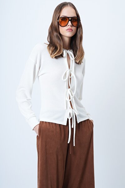 Trend Alaçatı Stili Women's White Crew Neck Bow Tie Front Knit Cardigan Alc-X14612