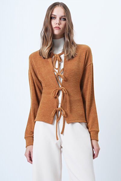 Trend Alaçatı Stili Women's Mustard Crew Neck Bow Tie Front Knit Cardigan Alc-X14612