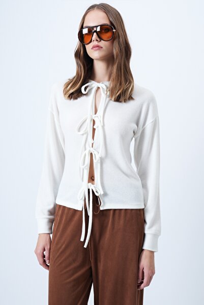 Trend Alaçatı Stili Women's White Crew Neck Bow Tie Front Knit Cardigan Alc-X14612