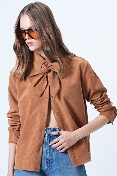 Trend Alaçatı Stili Women's Tan Self-Belted Oversize Velvet Shirt Alc-X14622
