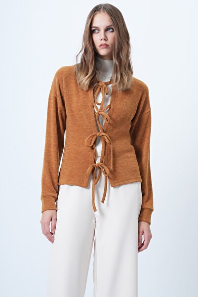 Trend Alaçatı Stili Women's Mustard Crew Neck Bow Tie Front Knit Cardigan Alc-X14612