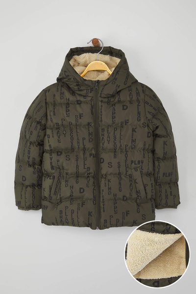 TRENDYOLKIDS Khaki Geometric Printed Thick Hooded Regular Boy's Coat Tkdaw26Mo00010