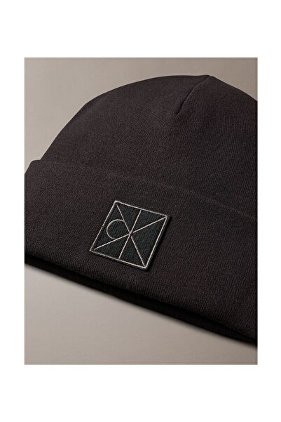 Calvin Klein Calvin Klein Men Black Emblem Patch Fine Rib Beanie