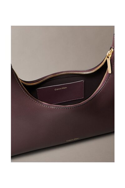 Calvin Klein Női Crossbody táska LV04F3272G33A