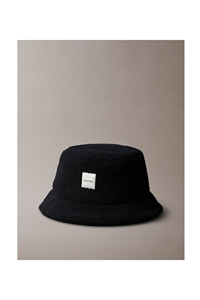 Calvin Klein BOUCLE s nášivkou BUCKET